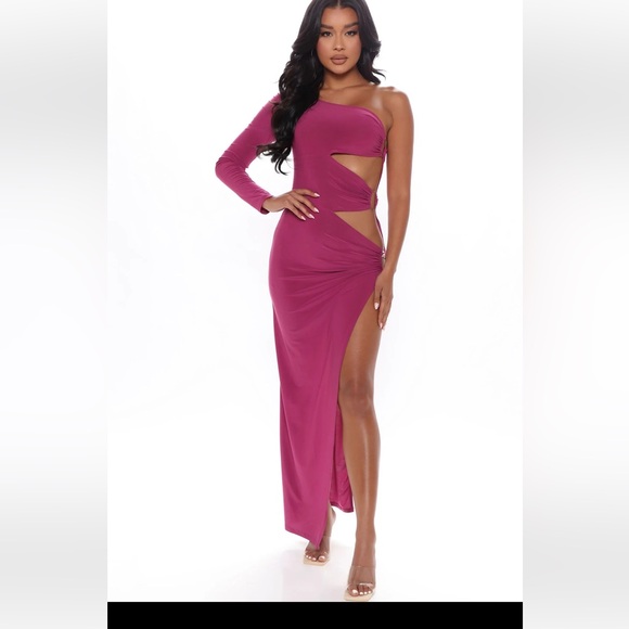 Fashion nova cut out dress small NWT - Picture 1 of 5